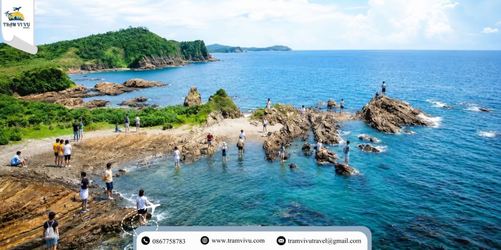 Du-khach-kham-pha-bai-da-Mong-Rong-tai-dao-Co-To